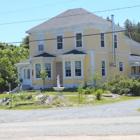 Deer Island Inn Lords Cove Экстерьер фото